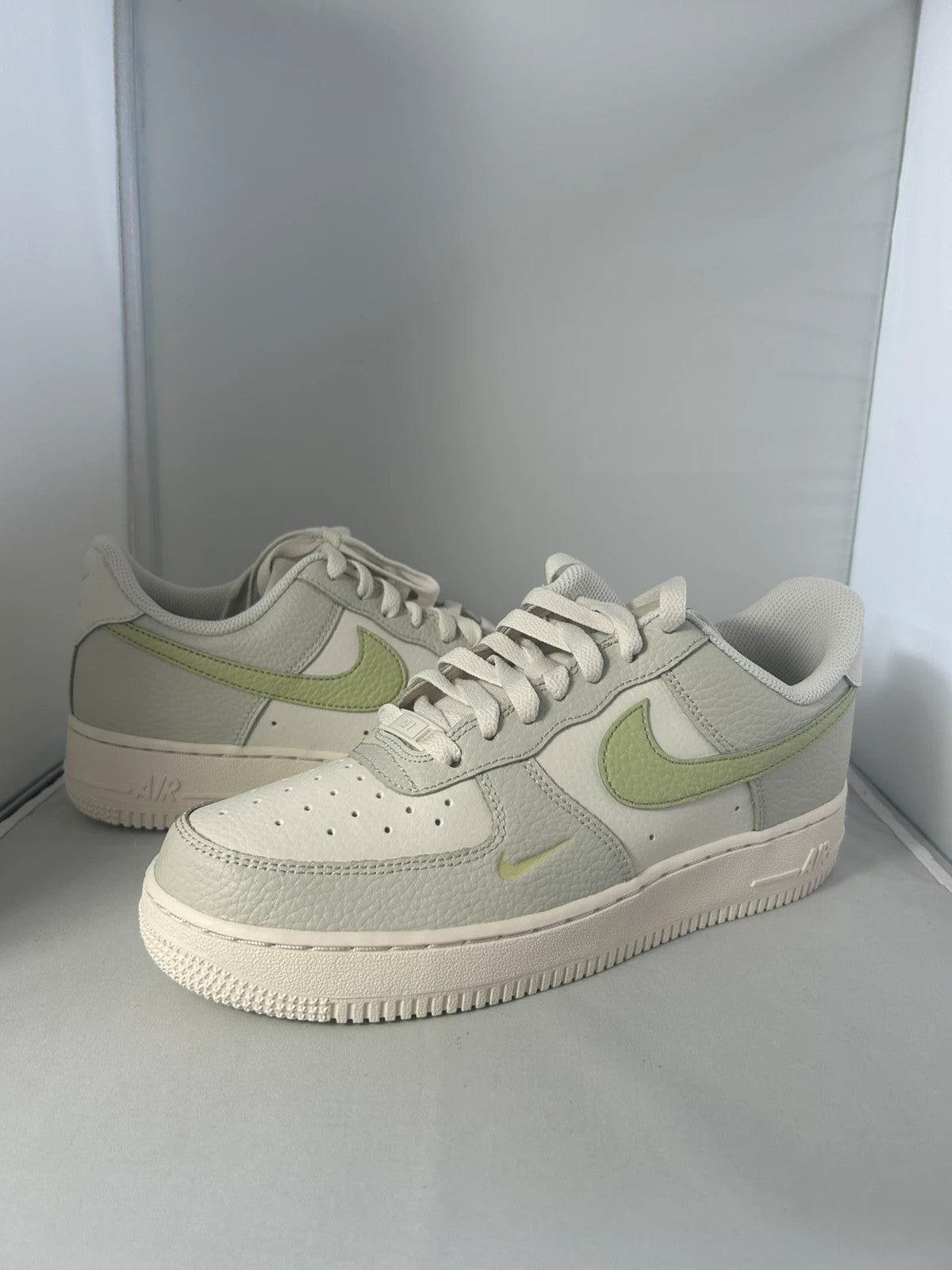 Nike Air Force 1 07’ Biege/White UK6