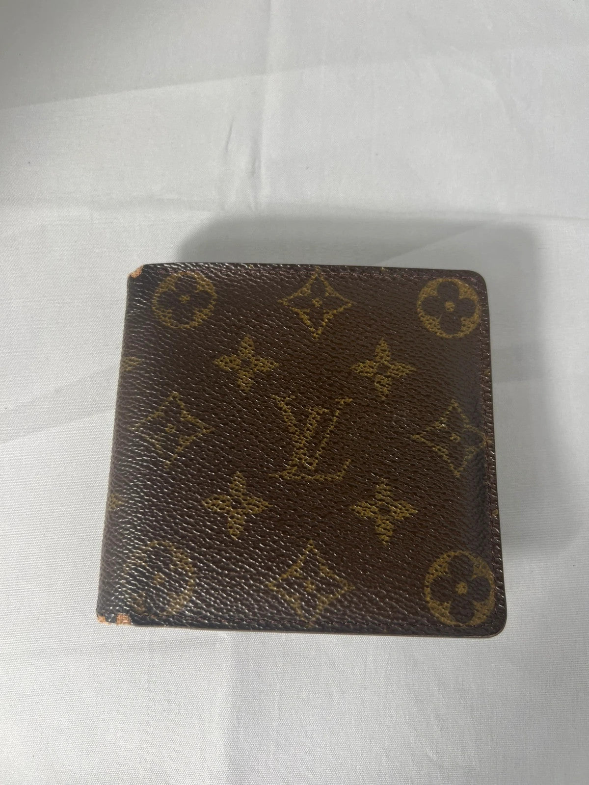 Louis Vuitton Men’s Bifold Classic Monogram Wallet Vintage