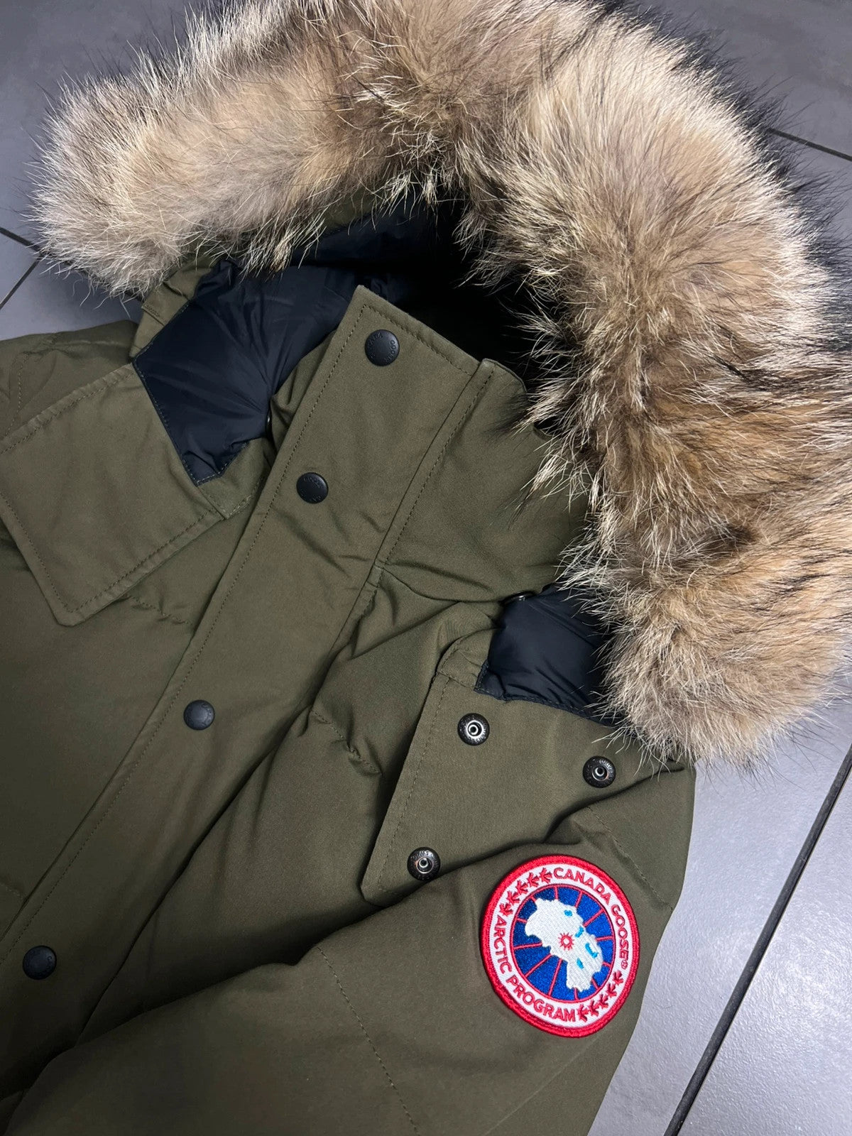 Canada Goose Wyndham Parka Jacket Khaki Green