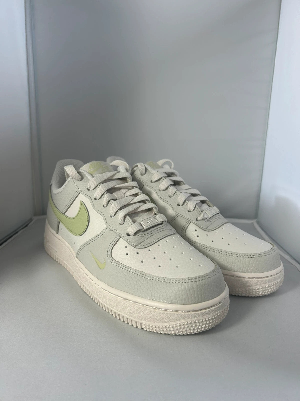 Nike Air Force 1 07’ Biege/White UK6