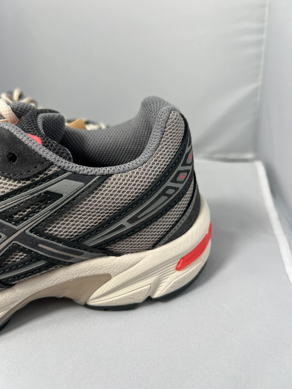 ASICS Gel-1130 Moonrock Obsidian Grey UK3.5