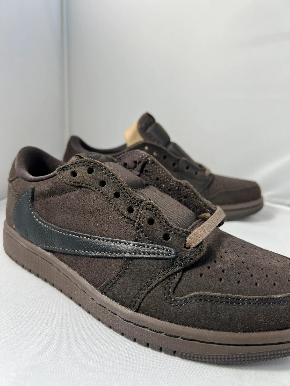 Nike Jordan 1 Low x Travis Scott ‘Velvet Brown’ UK4.5