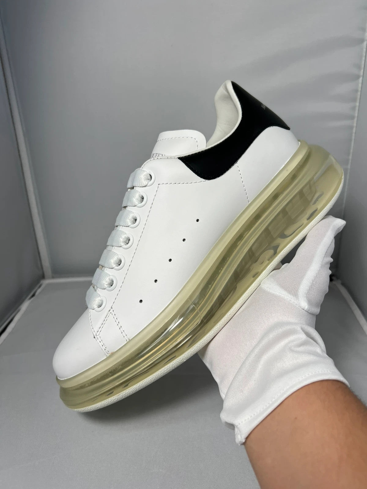 Alexander McQueen Women’s Platform Classic Trainer White/Black UK6