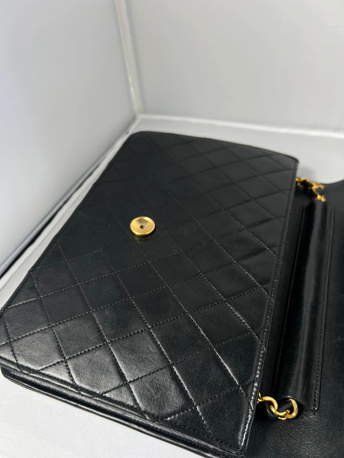 Chanel Matelasse Classic Single Flap Chain Shoulder Bag Lamb Skin Black Gold CC 1990s
