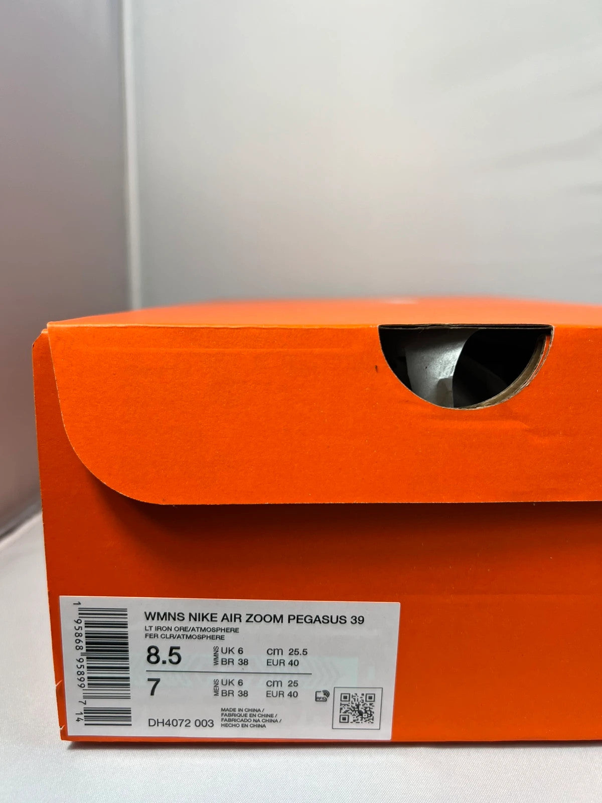 Nike Women’s Air Zoom Pegasus 39 - Light Iron Ore/Atmosphere White