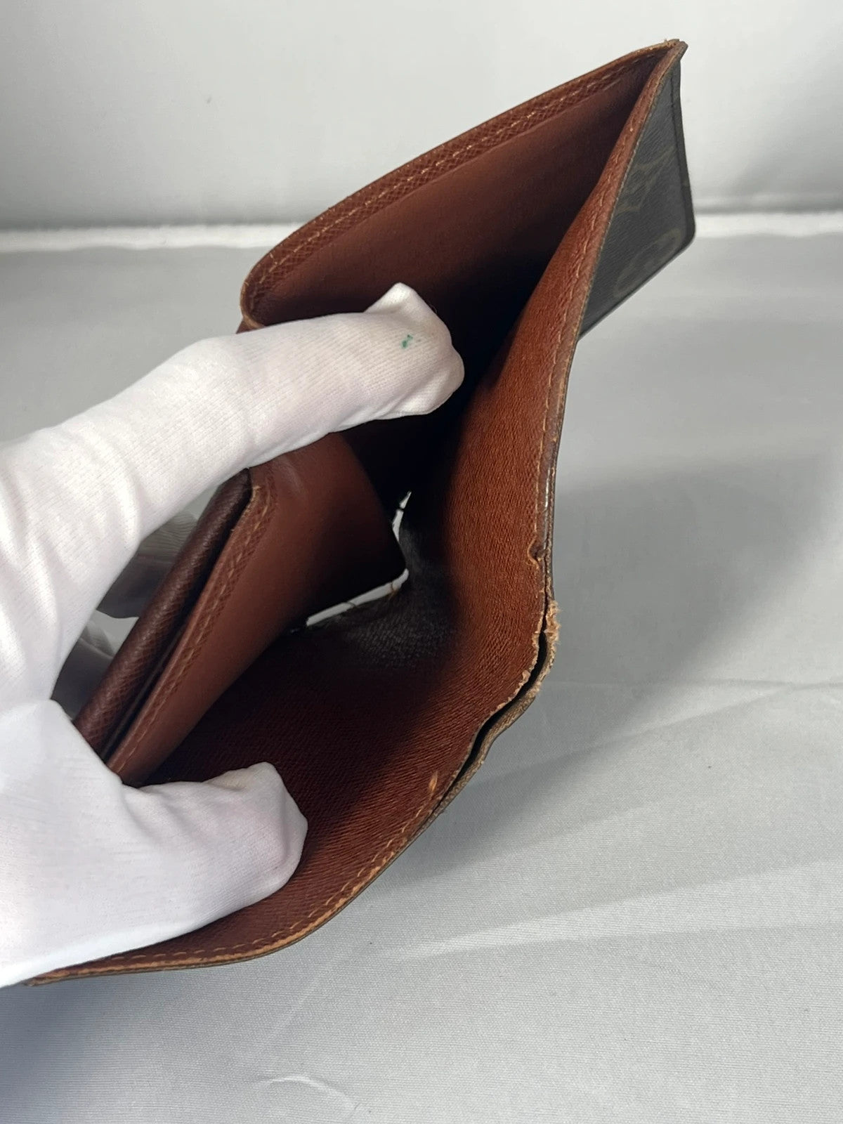 Louis Vuitton Bifold Wallet Monogram Vintage
