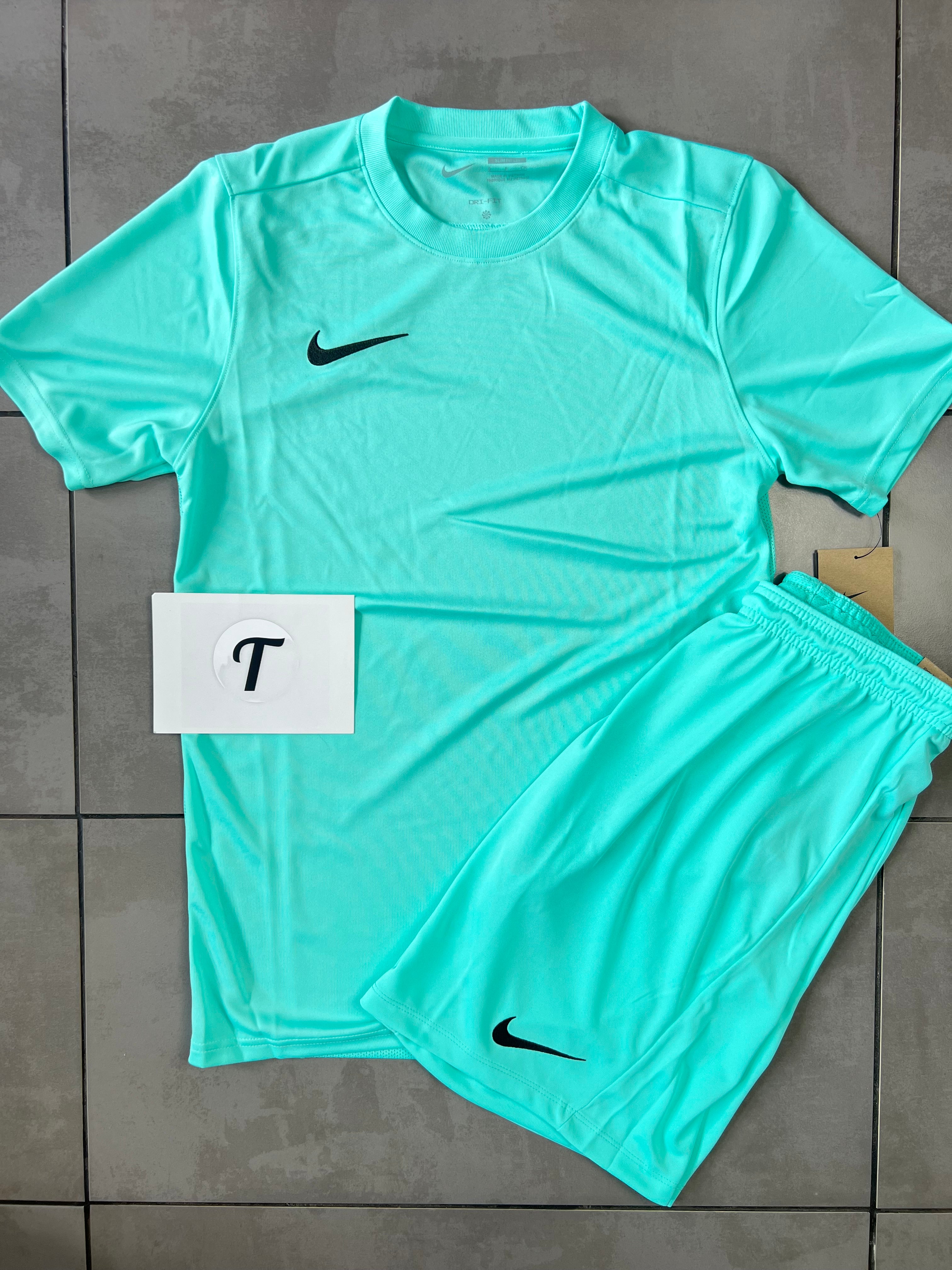 Nike Dri-fit Turquoise Set