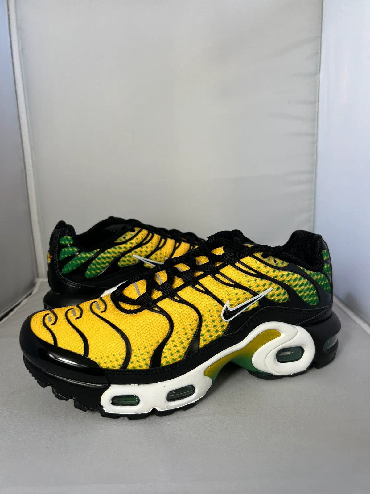 Nike Air Max Plus TN Yellow Green Fade UK4.5