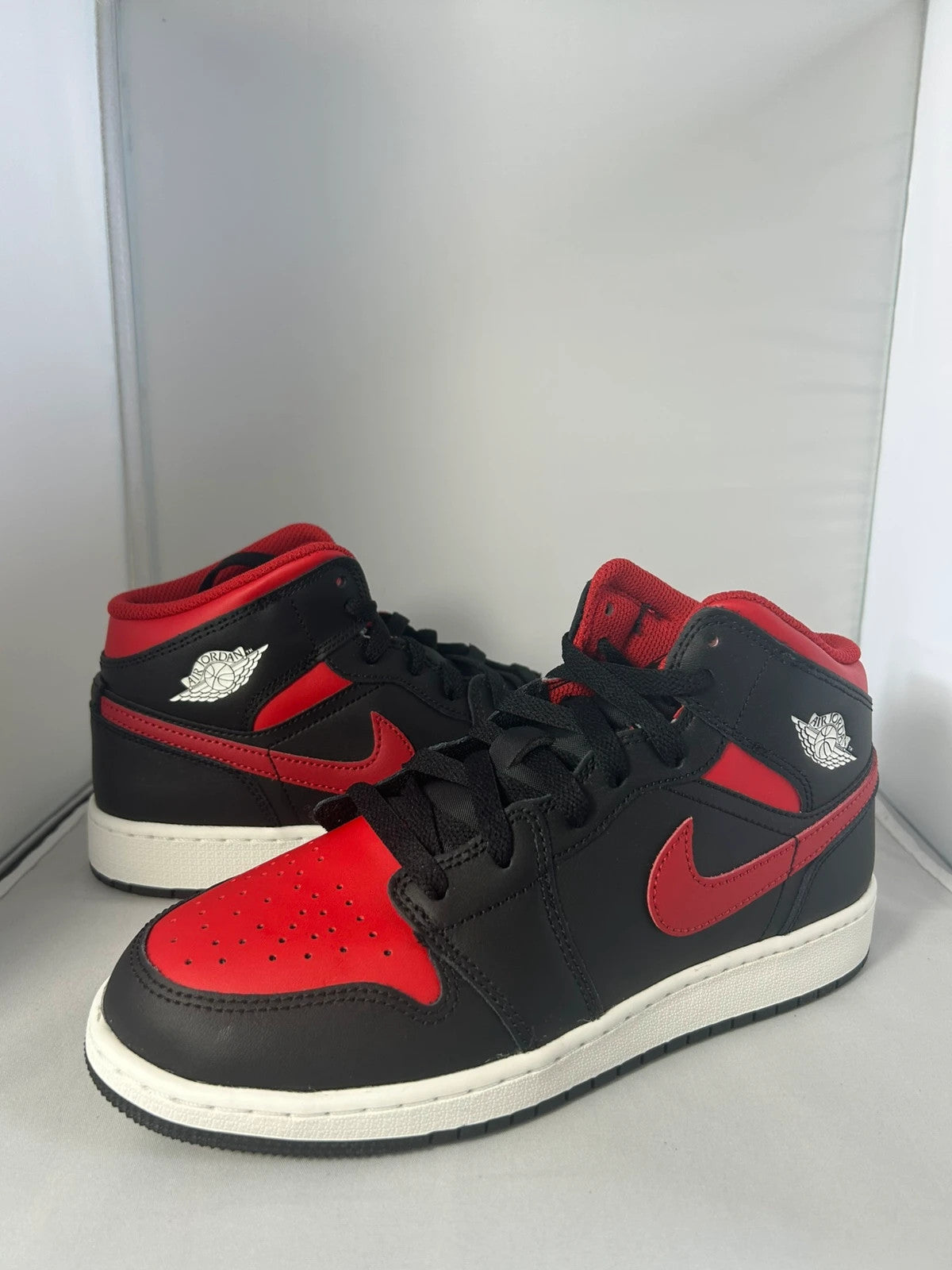 Nike Jordan 1 Mid GS Gym Red/Black UK6