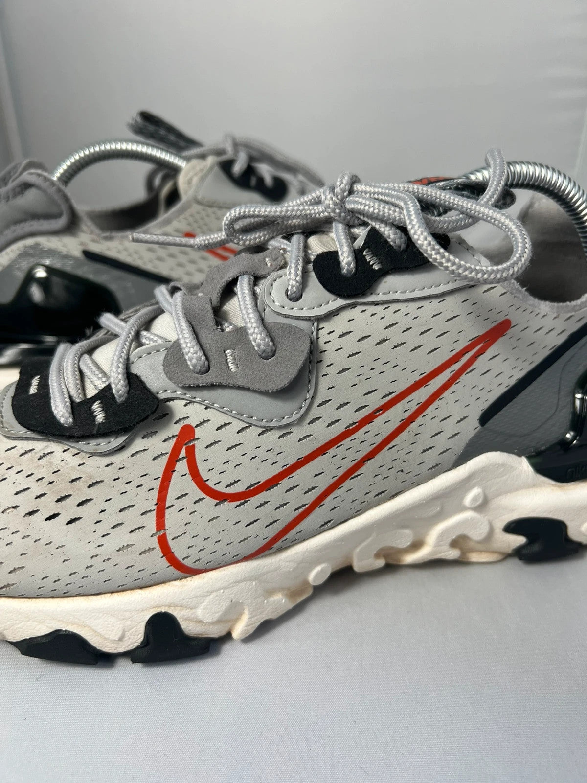 Nike React DMSX Grey / Red UK9.5