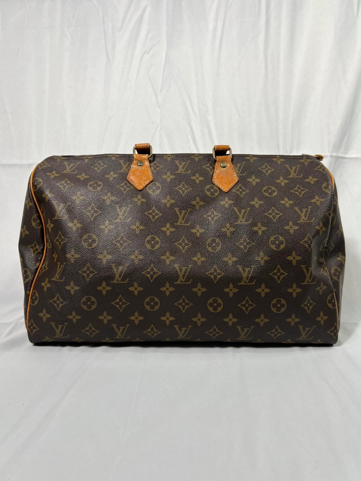 Louis Vuitton Monogram Canvas Speedy 40 Hand Bag M41522