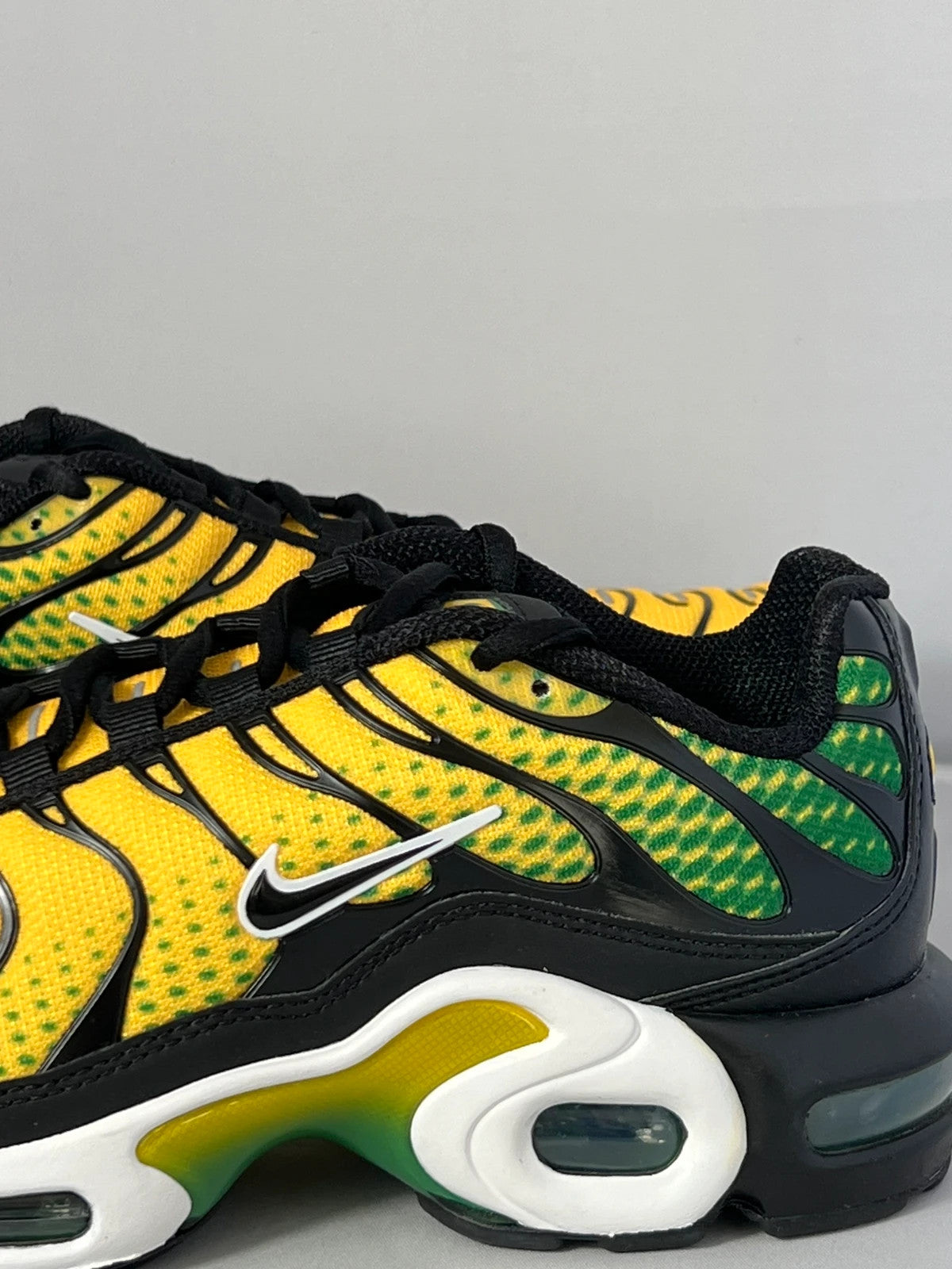 Nike Air Max Plus TN Yellow Green Fade UK4.5