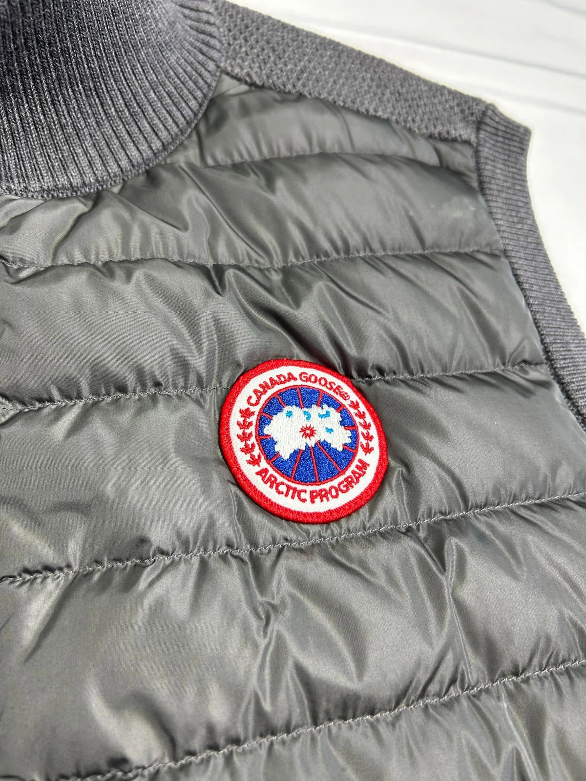 Canada Goose Light Weight Hybridge Knit Gilet Bodywarmer Grey