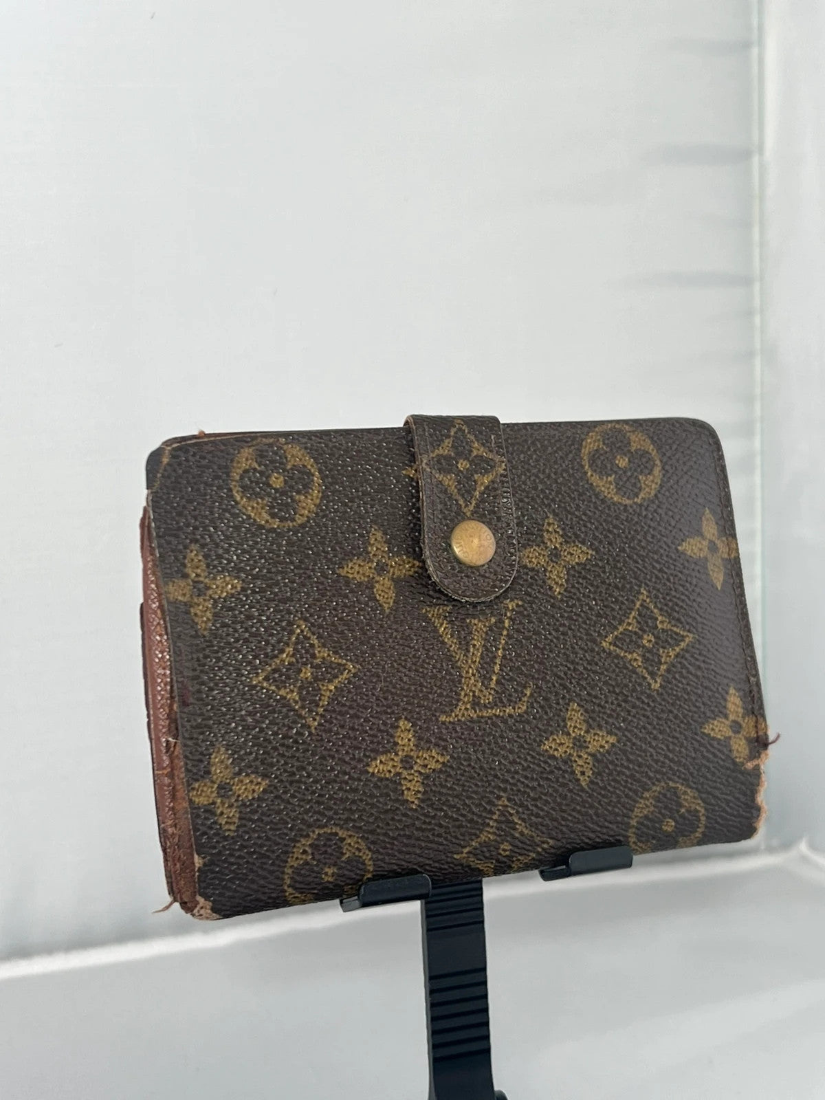 Louis Vuitton Monogram Kisslock Purse Vintage