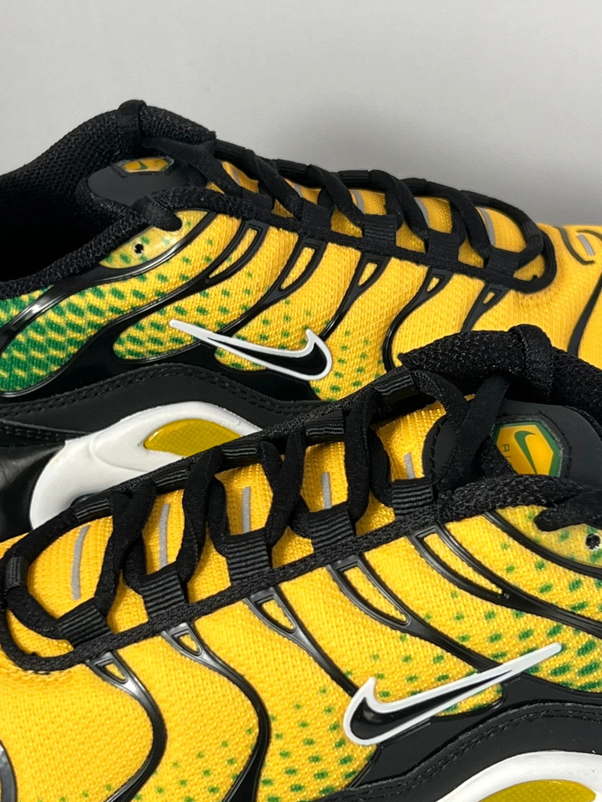 Nike Air Max Plus TN Yellow Green Fade UK4.5