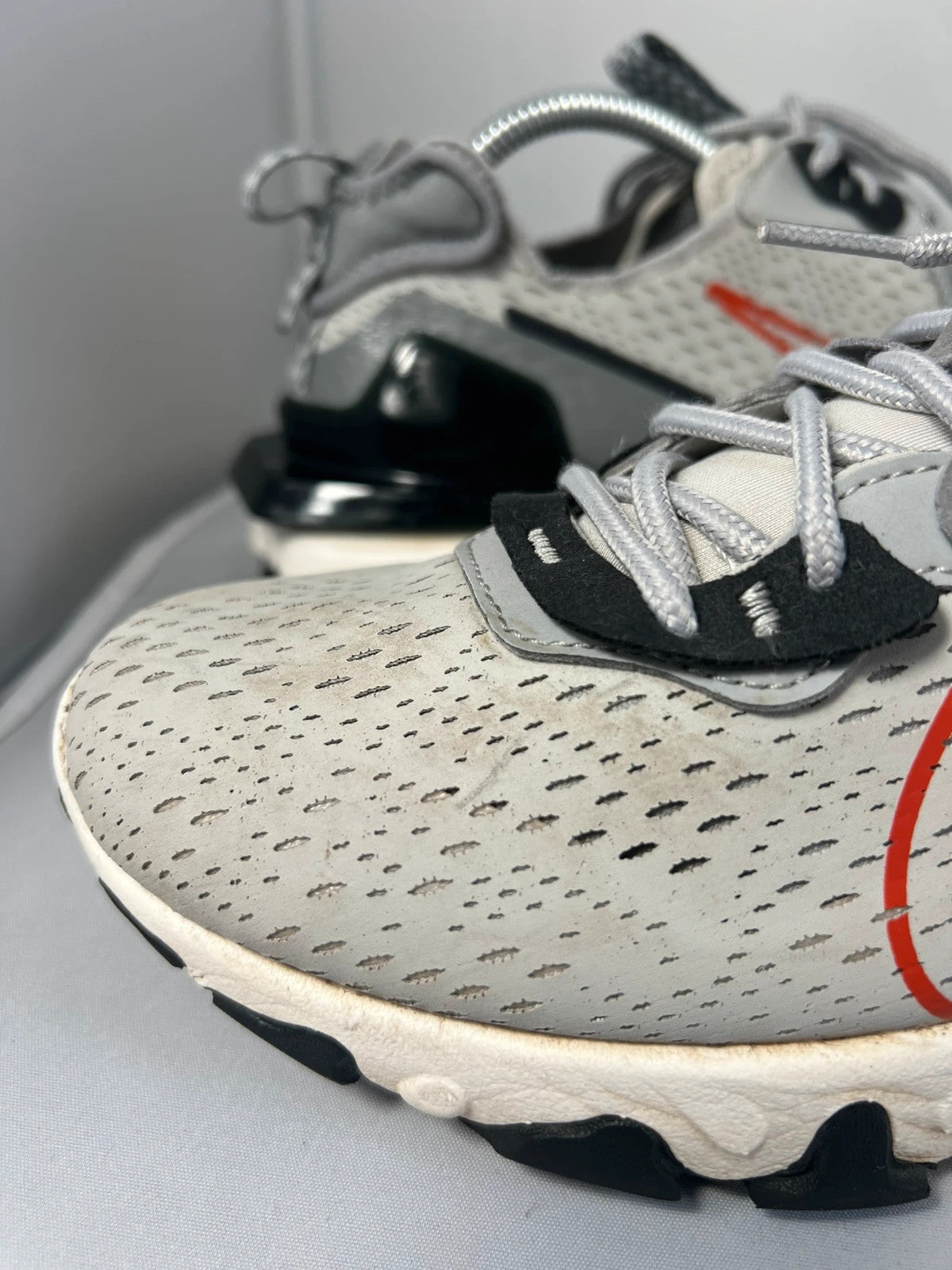 Nike React DMSX Grey / Red UK9.5