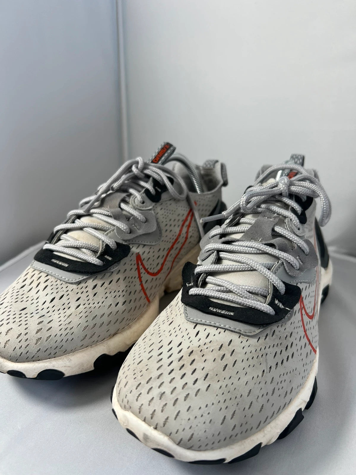 Nike React DMSX Grey / Red UK9.5