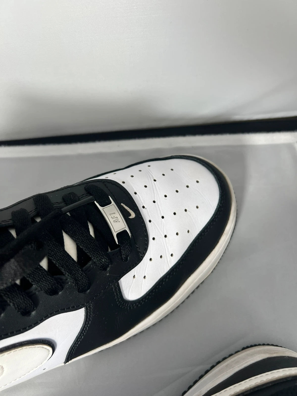 Nike Air Force 1 Hyper Turquoise / Black / White UK10.5