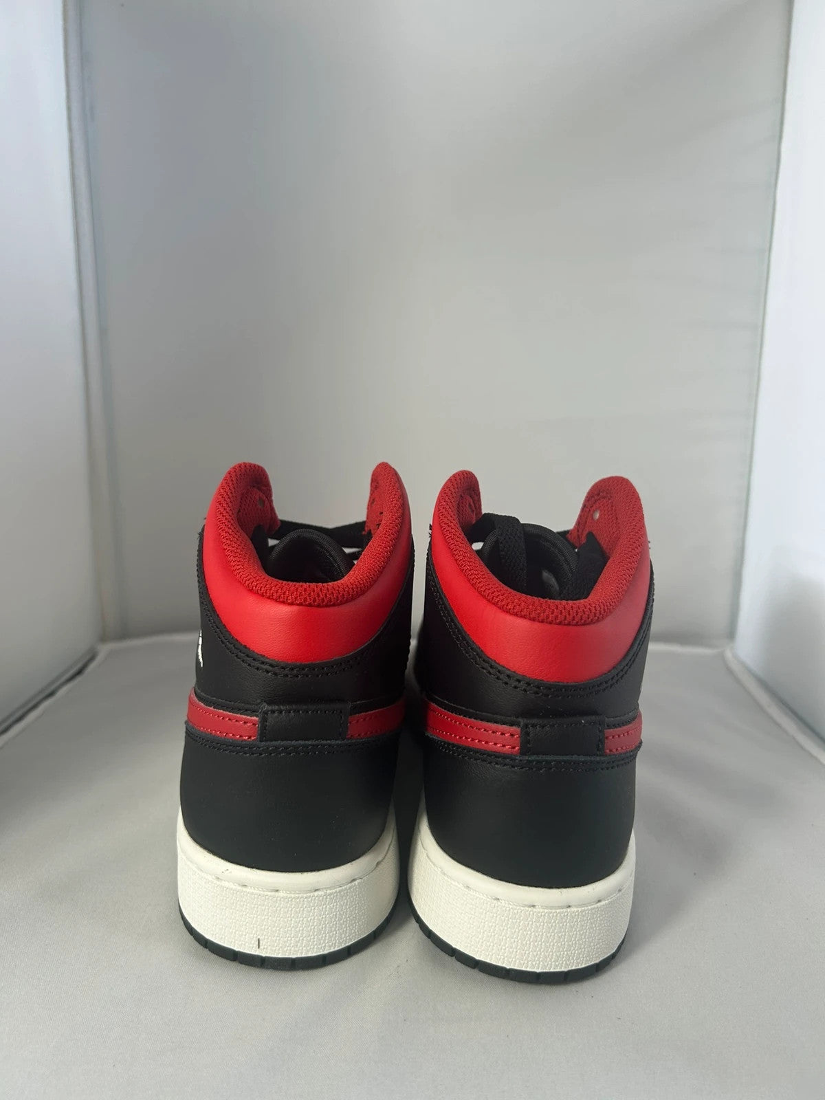 Nike Jordan 1 Mid GS Gym Red/Black UK6