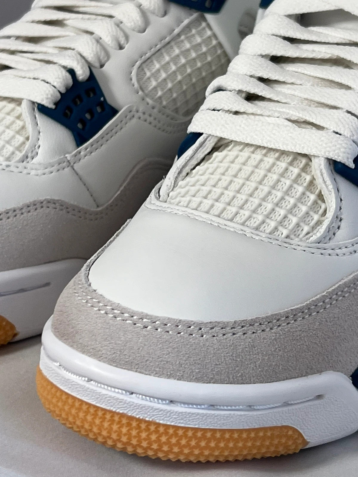 Nike Jordan 4 SB Summit White Navy UK5.5