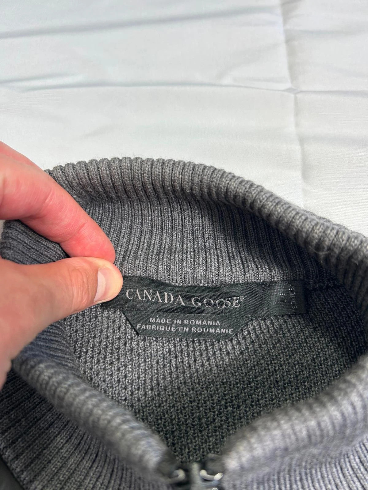 Canada Goose Light Weight Hybridge Knit Gilet Bodywarmer Grey