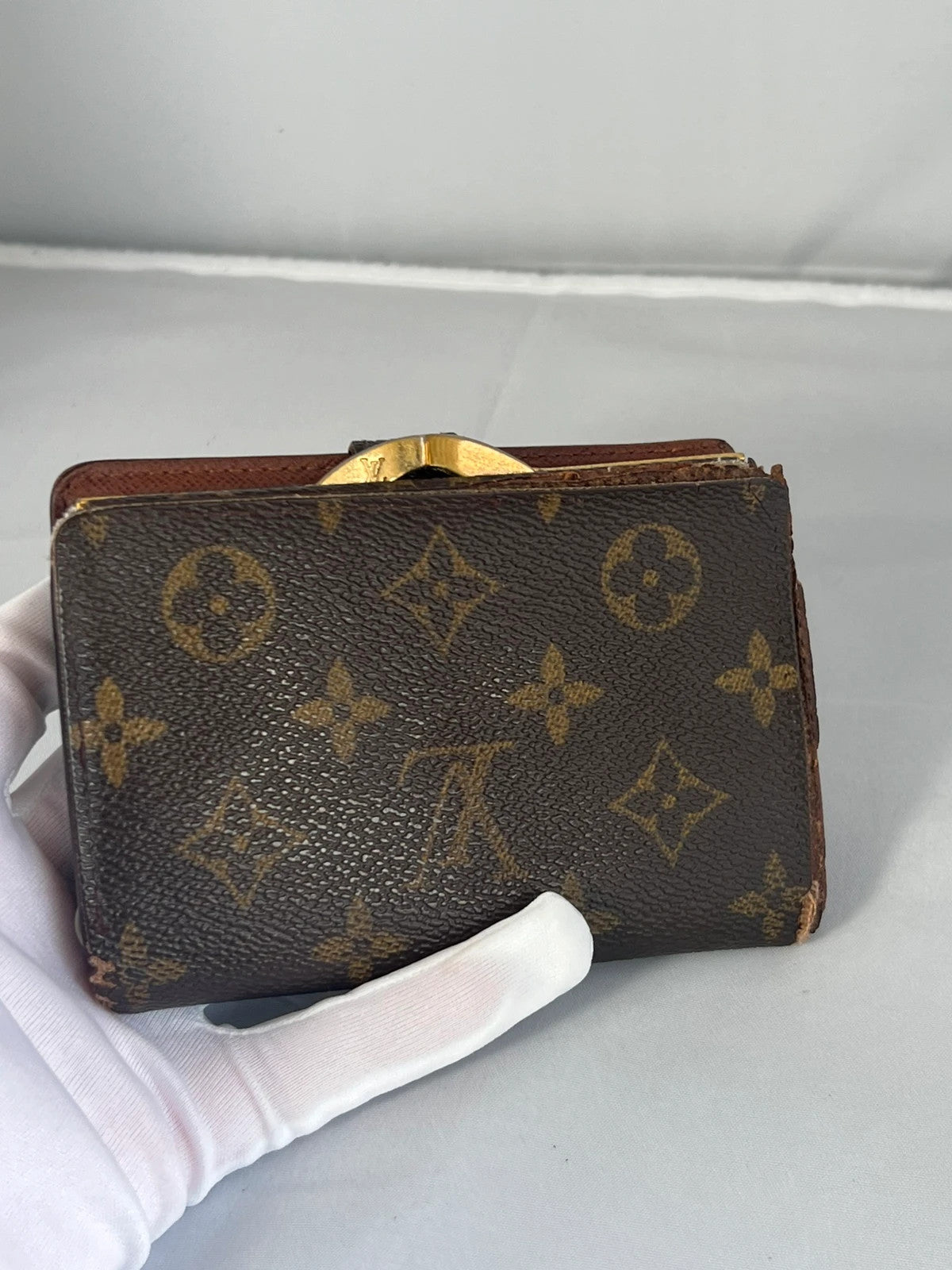 Louis Vuitton Monogram Kisslock Purse Vintage