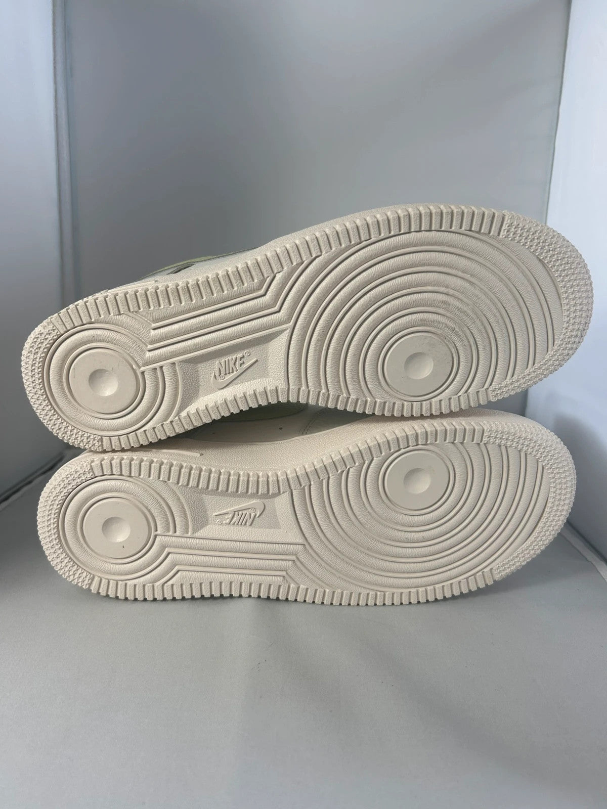 Nike Air Force 1 07’ Biege/White UK6