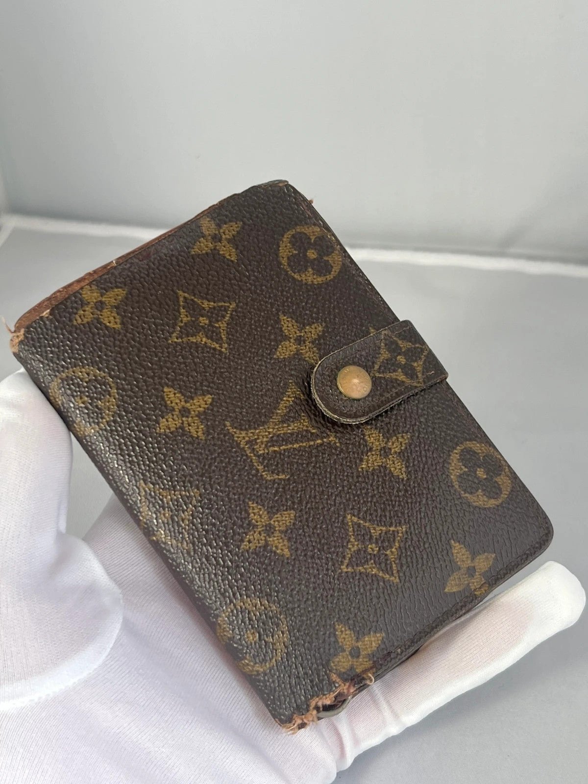 Louis Vuitton Monogram Kisslock Purse Vintage