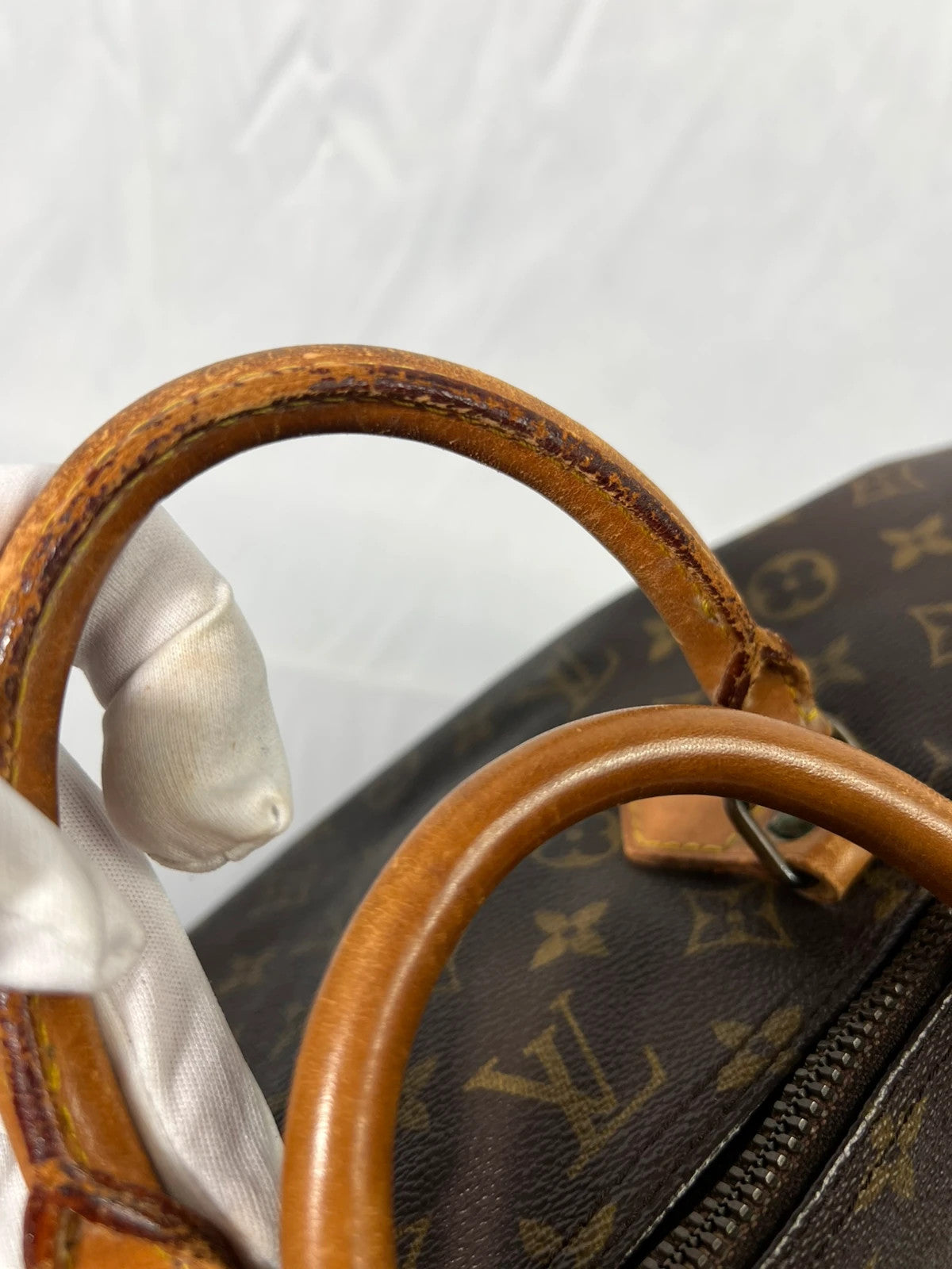 Louis Vuitton Monogram Canvas Speedy 40 Hand Bag M41522