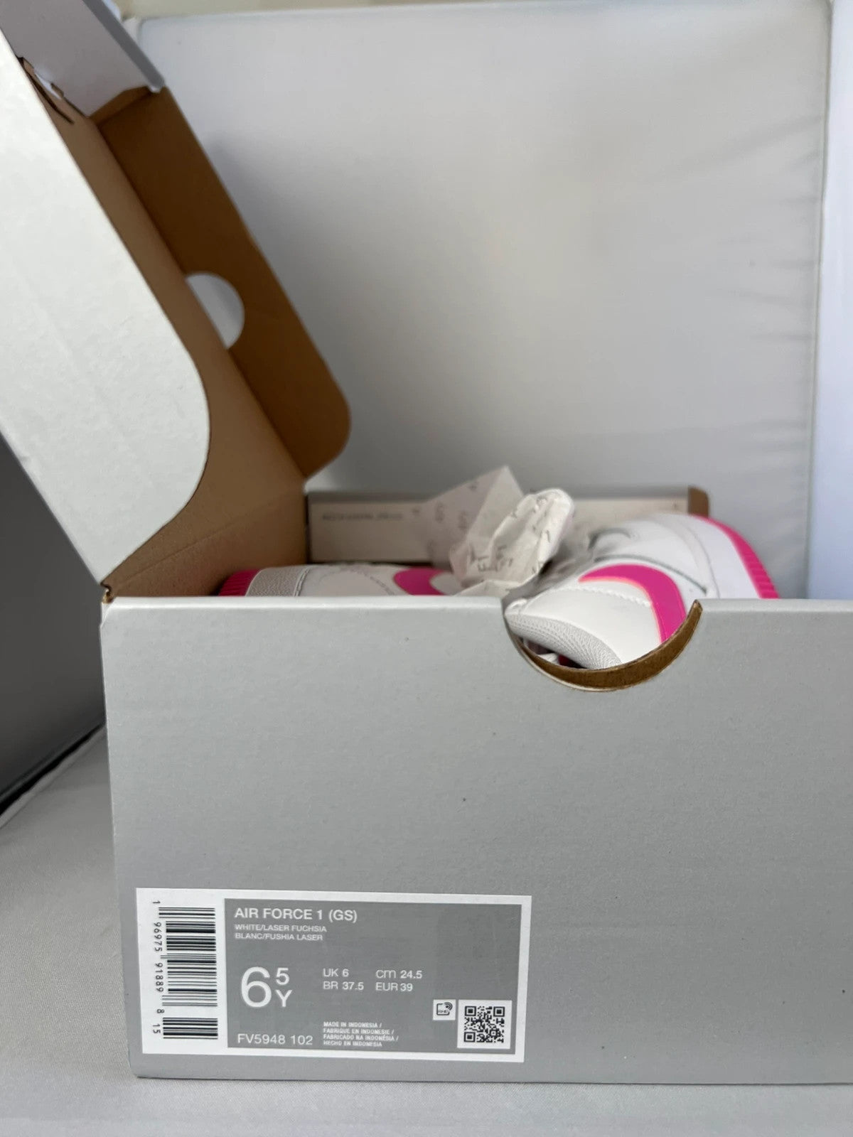 Nike Air Force 1 Fuschia / White UK6