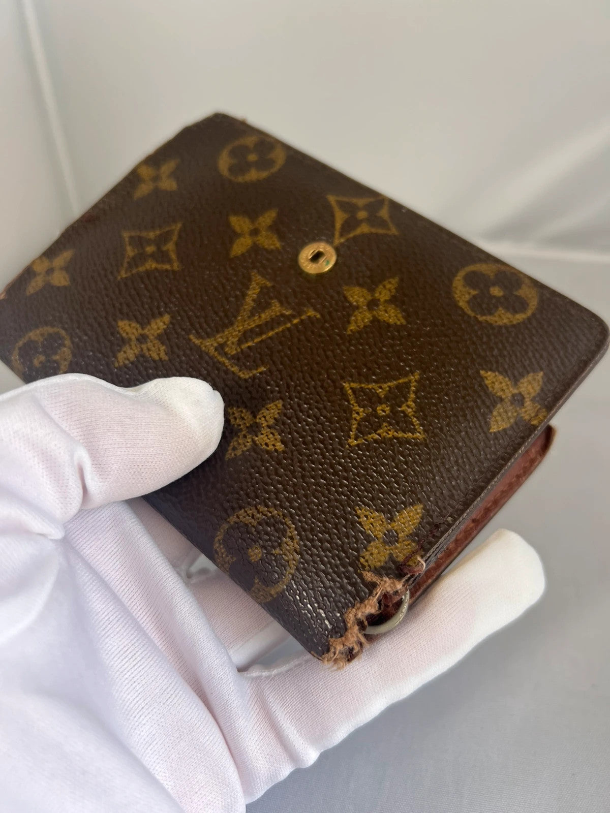 Louis Vuitton Monogram Kisslock Purse Vintage